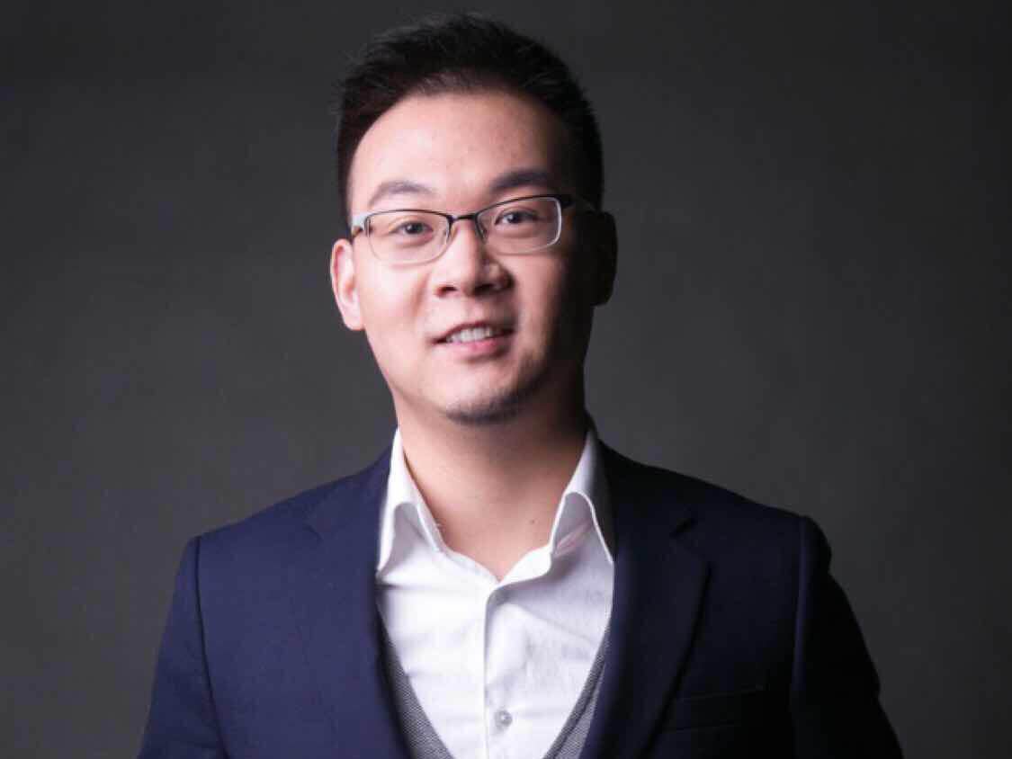自助设备行业属于线下生意重要的一支，它的研究模型必然和线下生意逻辑是一致的，简单来说必须符合“新+零售”的属性。