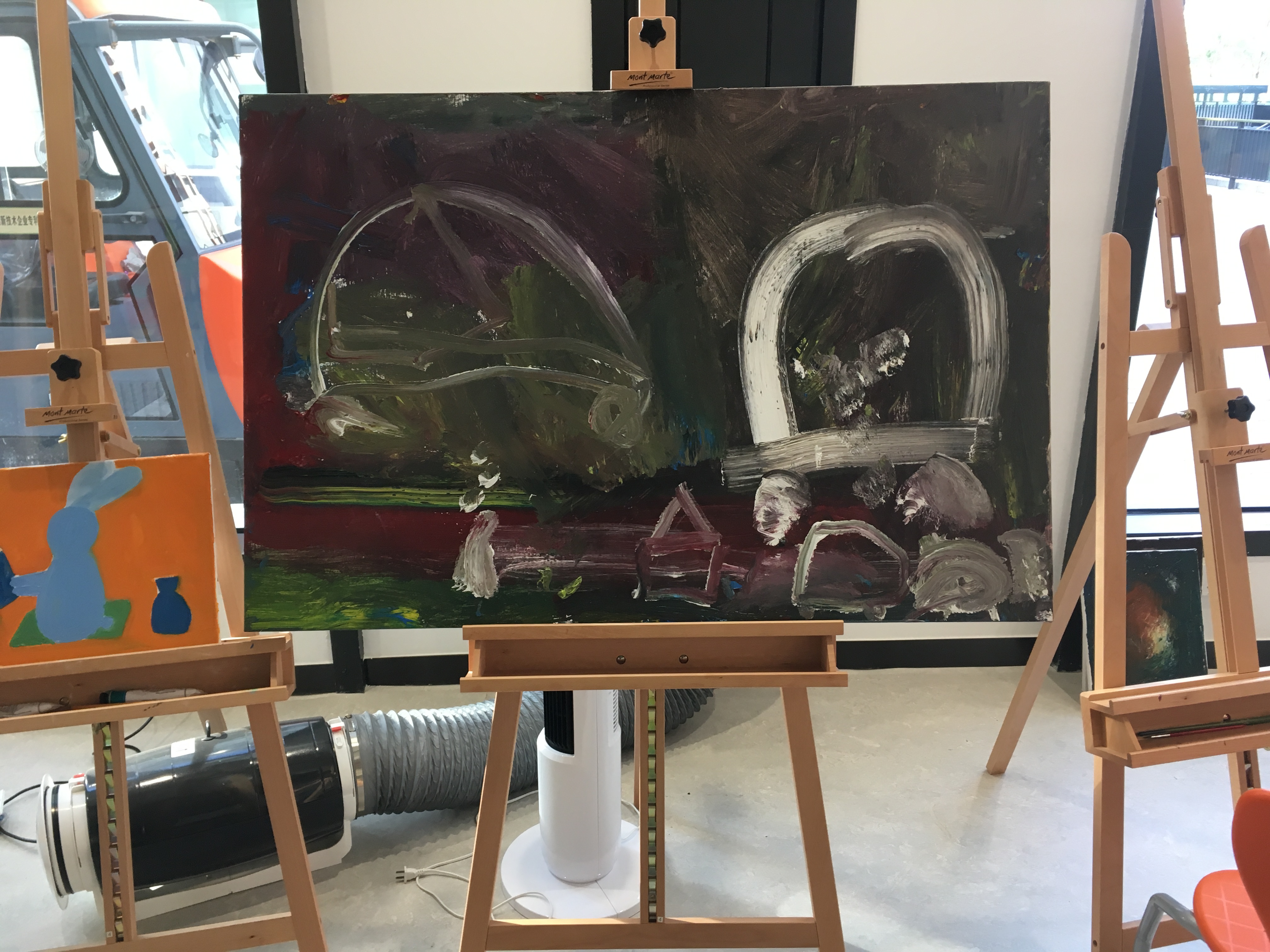 孩子们的画作，是创意，也是涂鸦。