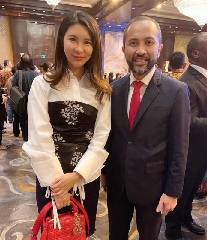 姜一琳与印尼驻华使馆商务参赞