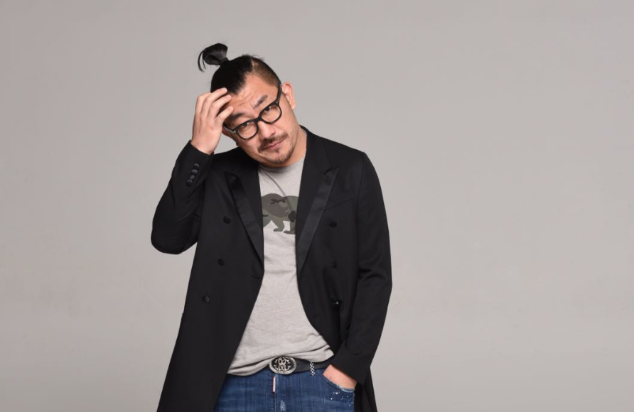 出爷认为，好喝，解决的是复购率的问题；而第一杯，一定是通过好玩卖出去的。